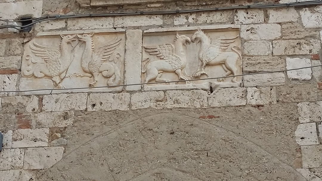 Mythological figures present in Narnia's building-narnia-in-italy